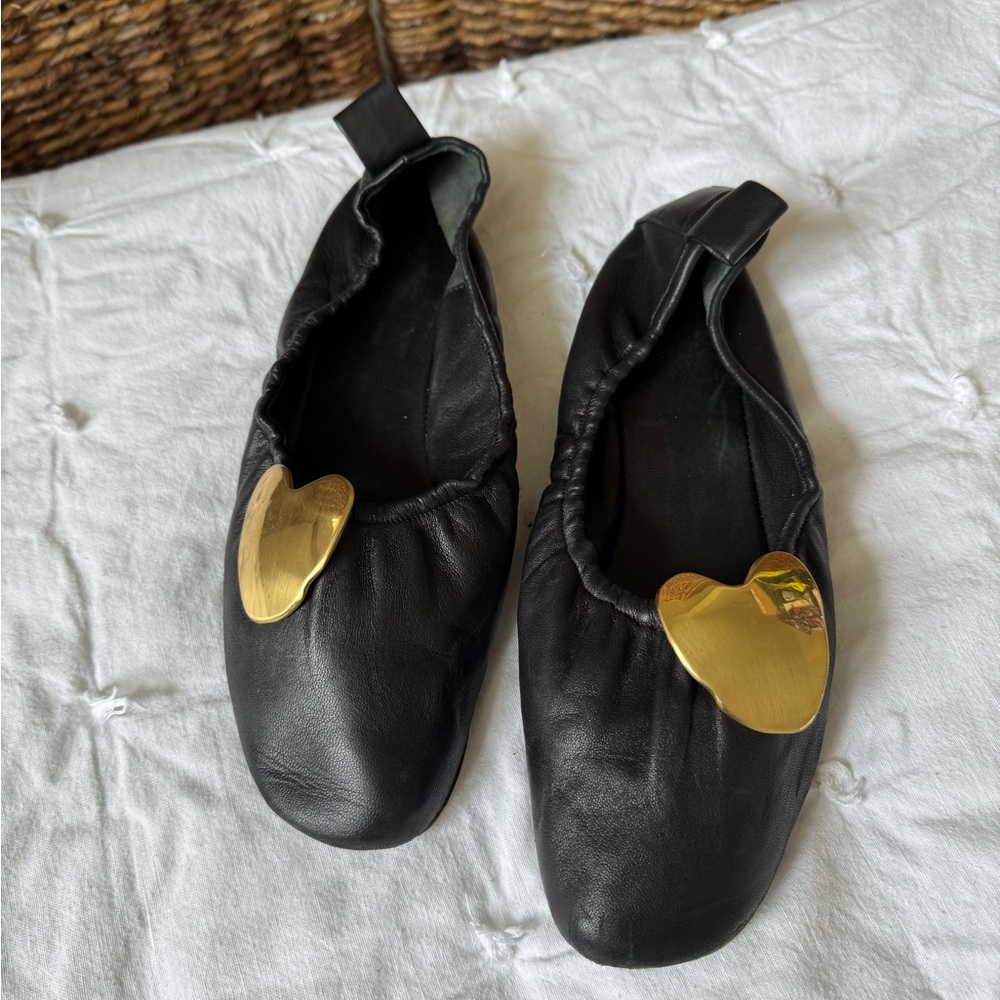 CÉLINE BY PHOEBE PHILO Heart Plate Black Soft Leather Ballet Flats in Size 38